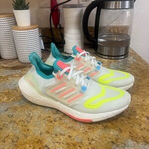 Adidas Ultraboost size 9